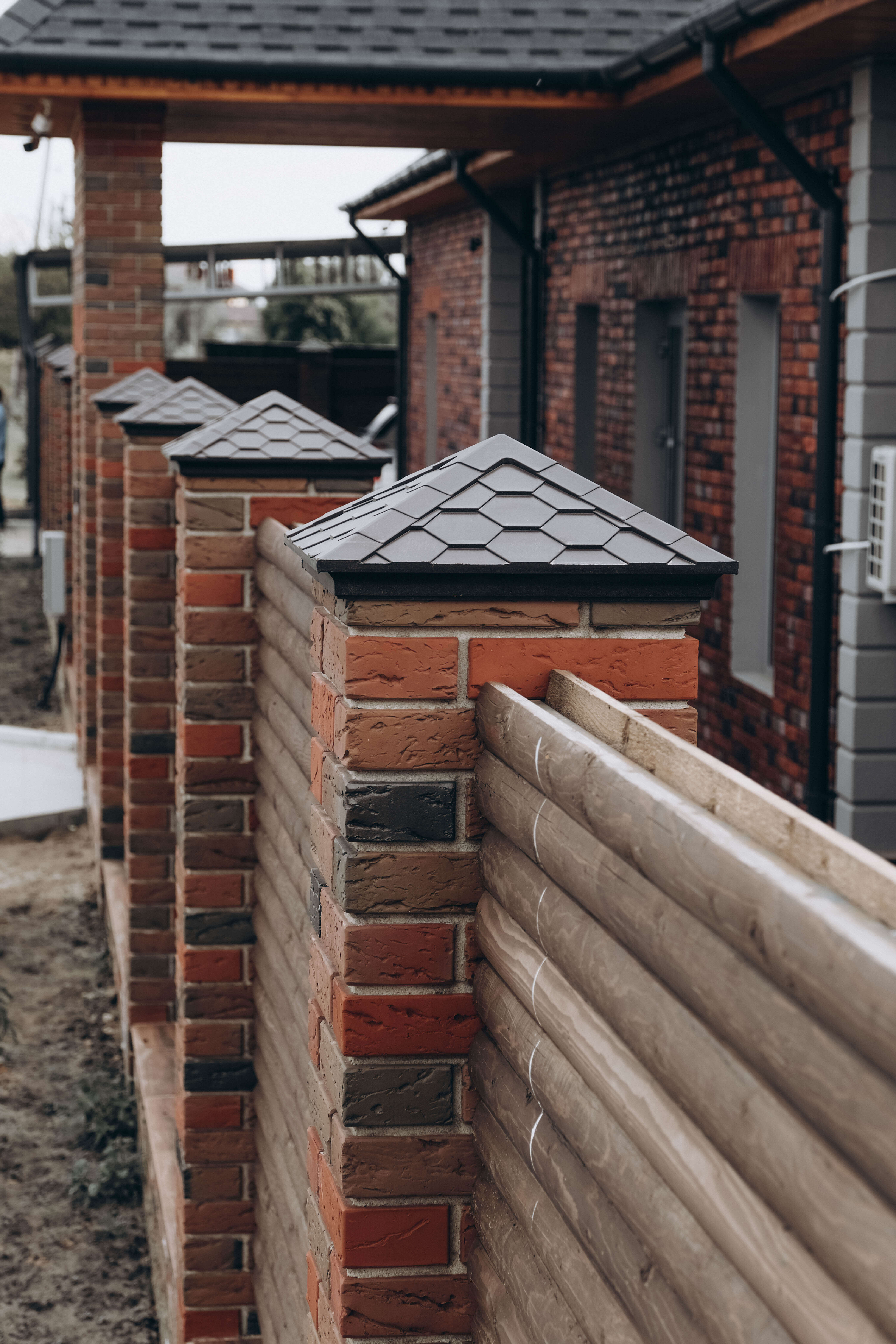 Колпак Zking Эверест Коричневый на столб 1.5х1.5 кирпича (390х390мм) в Шелехове фото